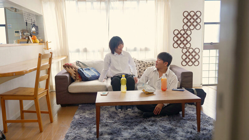 ぼくたちが童貞を卒業したあの頃、無我夢中で穴に入れあった。「初めてのキス、潮、初アナルSEX、そして逆アナル、全部いい思い出。」 近藤ムム 009