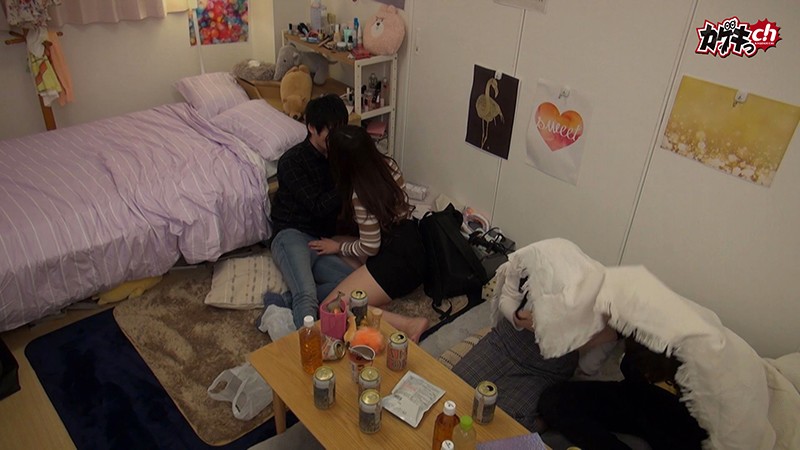 ニンゲン観察 宅呑みしていた男女4人が性欲に負け同じ部屋でそれぞれに見られながらの倒錯セックス 003